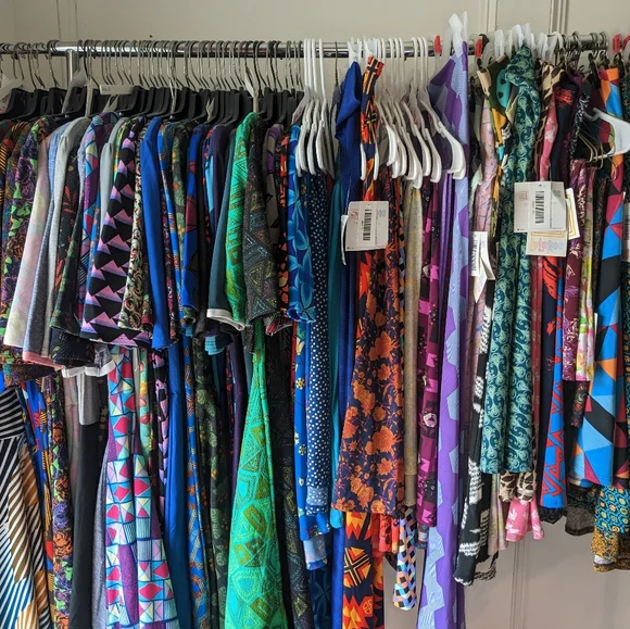 Women's Size 2XL Mystery Box! - Picture 2 of 2